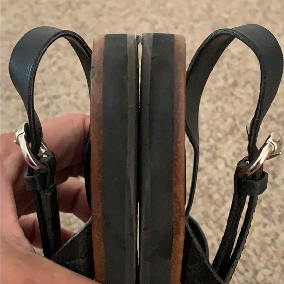 Gucci Authentic black logo strappy REI calf sandal - Picture 11 of 13